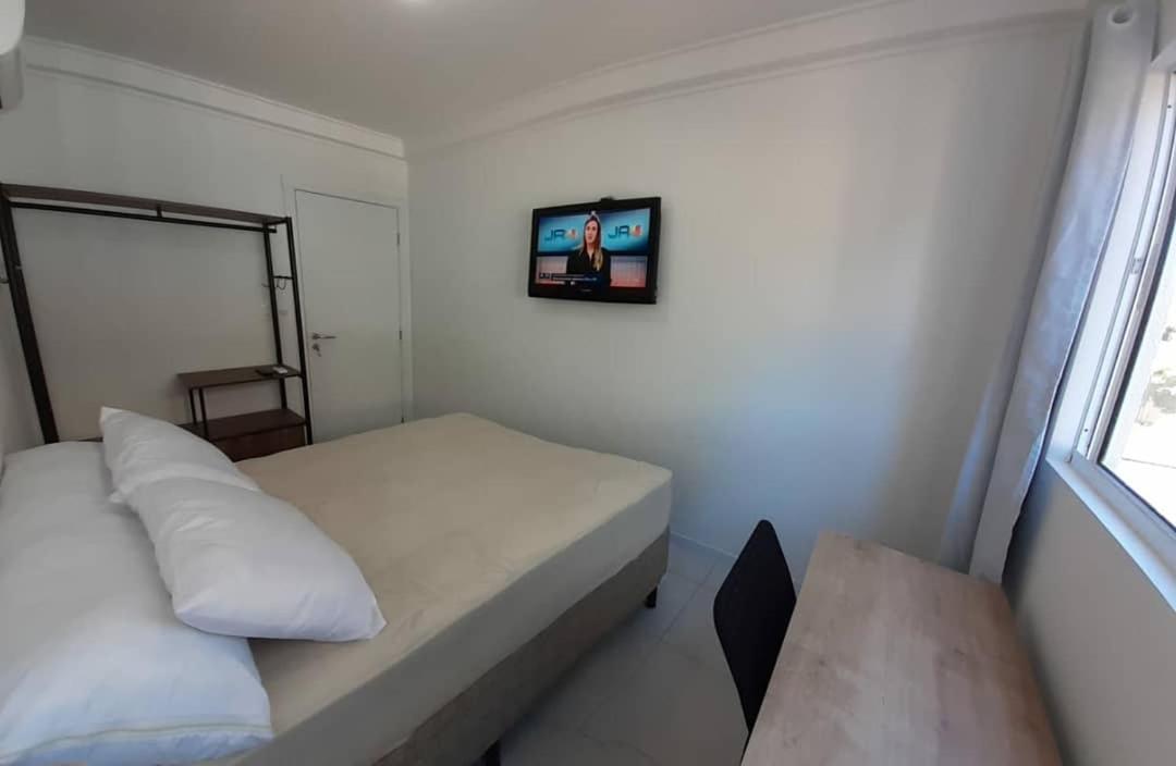 Residencial Recanto Do Cardeal Бомбиньяс Экстерьер фото